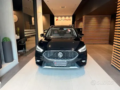 Usata MG ZS Luxury 111 CV (81 kW) 2023 Nero SUV