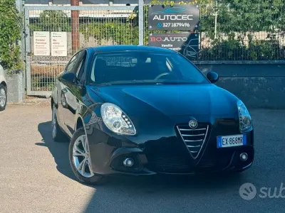 Usata Alfa Romeo Giulietta Exclusive 105 CV (77 kW) 2014 Nero Utilitaria