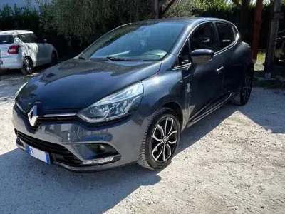 Usata Renault Clio IV 90 CV (66 kW) 2018 Blu/azzurro Berlina