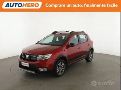 Usado Dacia Sandero Stepway 90 CV (66 kW) 2019 Rojo Berlina