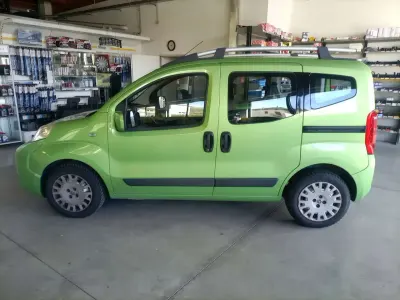 Begagnad Fiat Qubo Dynamic 95 HK (69 kW) 2011 Grön Minibuss
