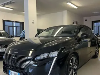 Usata Peugeot 308 Allure 131 CV (96 kW) 2022 Other Berlina