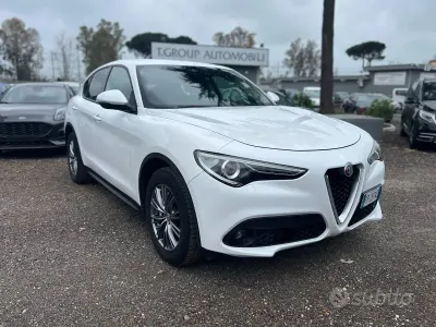 Usata Alfa Romeo Stelvio Business 160 CV (117 kW) 2018 Bianco SUV