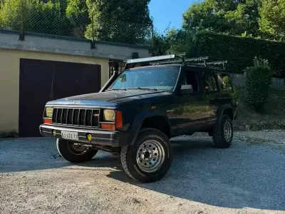 Usata Jeep Cherokee 116 CV (85 kW) 1995 Bluazzurro SUV