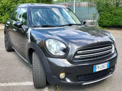 Usata Mini Cooper D Countryman 111 CV (81 kW) 2015 Nero SUV