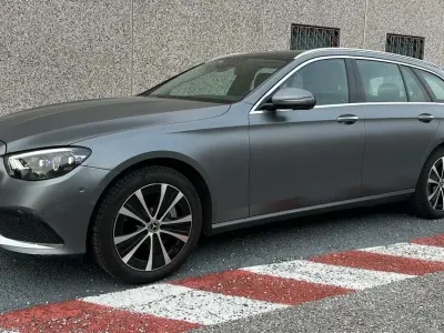 Usata Mercedes E300 Business 194 CV (142 kW) 2021 Selenite Station wagon