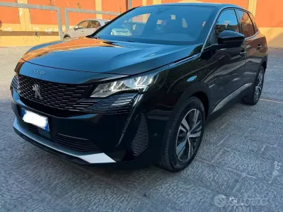 Usata Peugeot 3008 131 CV (96 kW) 2022 SUV