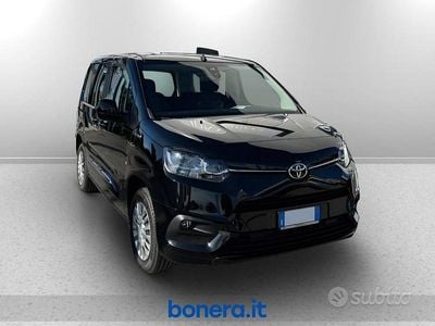 Usata Toyota Proace Verso City 100 kW (136 CV) 2022 Nero Station wagon