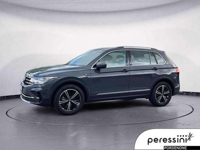 Usata VW Tiguan Elegance 150 CV (110 kW) 2023 Grigio metallizzato SUV