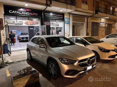 Usata Mercedes GLA200 149 CV (109 kW) 2022 Grigio SUV