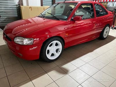 Usata Ford Escort RS 147 CV (108 kW) 1996 Berlina