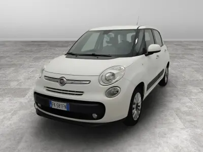 Begagnad Fiat 500 Lounge 95 HK (69 kW) 2017 Vit Halvkombi