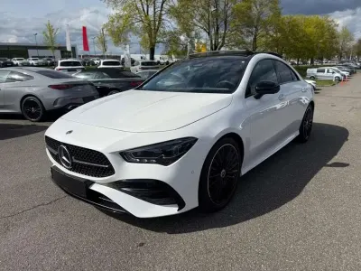 Usata Mercedes CLA220 Business 190 CV (139 kW) 2025 Bianco polare Berlina