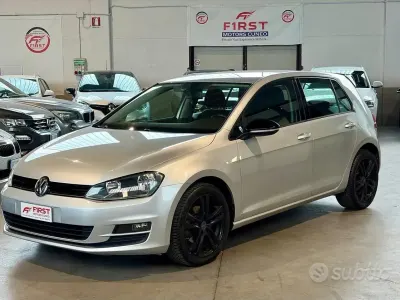 Usata VW Golf VII Highline 105 CV (77 kW) 2013 Grigio Berlina
