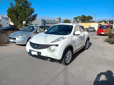 Usata Nissan Juke Tekna 117 CV (86 kW) 2011 Bianco SUV
