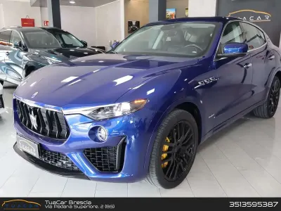Usata Maserati Levante 275 CV (202 kW) 2018 Blu/azzurro SUV
