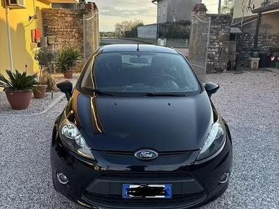 Usata Ford Fiesta 97 CV (71 kW) 2013 Utilitaria