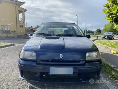 Usata Renault Clio 135 CV (99 kW) 1993 Blu Utilitaria