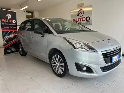 Usata Peugeot 5008