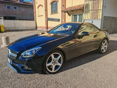 Usata Mercedes SLC180 Premium 156 CV (114 kW) 2018 Nero Cabrio