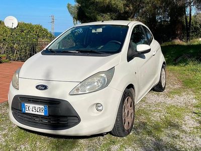 Gebraucht Ford Ka 69 PS (50 kW) 2011 Weiß Kleinwagen