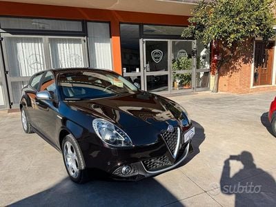 Usata Alfa Romeo Giulietta Executive 119 CV (87 kW) 2019 Nero Utilitaria