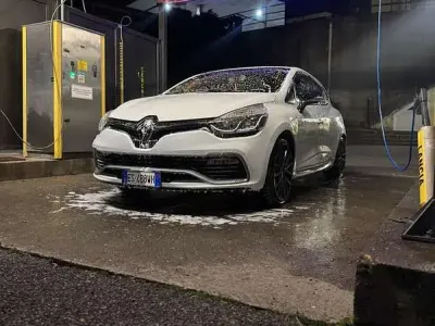 Usata Renault Clio IV R.S. 200 CV (147 kW) 2013 Berlina