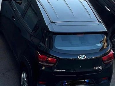 Mahindra KUV100