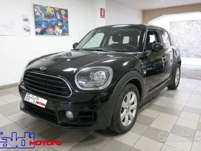 Usata Mini One Countryman Business 102 CV (75 kW) 2019 Nero SUV