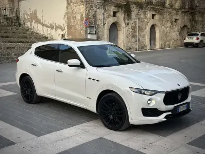 Usata Maserati Levante 250 CV (183 kW) 2018 SUV