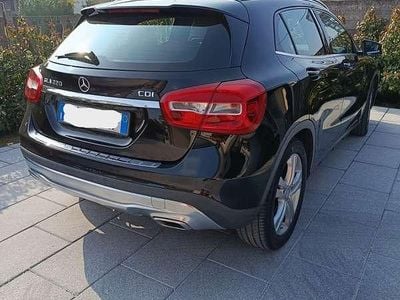 Usata Mercedes GLA200 Executive 136 CV (100 kW) 2014 Nero SUV