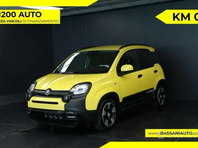 Nuova Fiat Panda Cross 65 CV (47 kW) 2026 Giallo Utilitaria