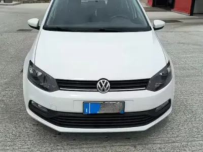 Usata VW Polo 75 CV (55 kW) 2015 Bianco Berlina
