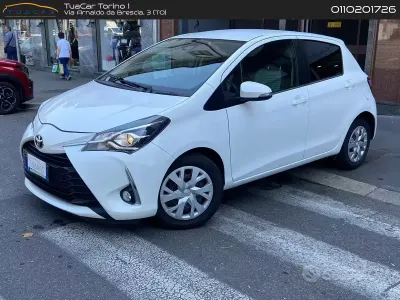 Usata Toyota Yaris Active 72 CV (52 kW) 2020 Bianco Berlina
