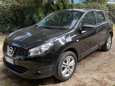 Używany Nissan Qashqai 2010 Czarny SUV