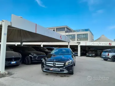 Gebraucht Mercedes GLA220 177 PS (130 kW) 2016 Schwarz SUV
