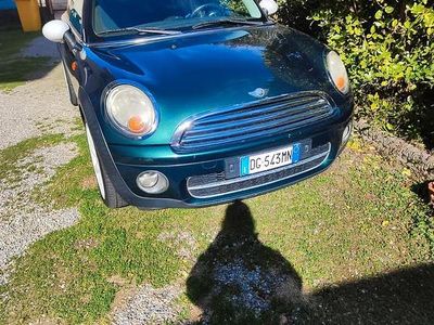 Käytetty Mini Cooper D 116 HP (85 kW) 2007 Vihreä Viistoperä