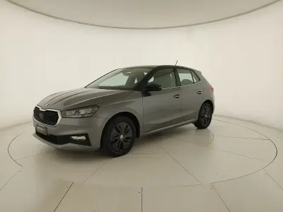 Usata Skoda Fabia Style 95 CV (69 kW) 2023 Grigio graphite metallizzato nero tulipa Utilitaria