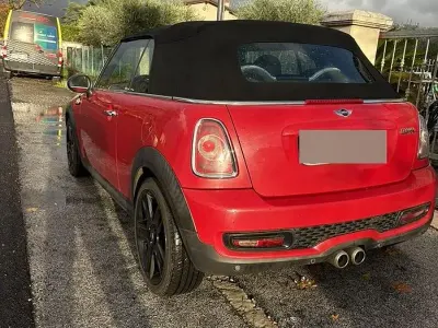 Usata Mini Cooper S Cabriolet 184 CV (135 kW) 2012 Rosso Cabrio