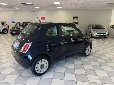 Usata Fiat 500 Pop 69 CV (50 kW) 2011 Bluazzurro Utilitaria
