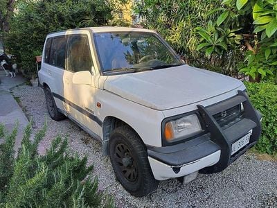Usata Suzuki Vitara 95 CV (69 kW) 1996 Bianco SUV