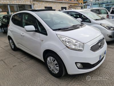 usata Kia Venga 1.4 benz. Pochi km full opt