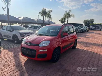 Usata Fiat Panda Easy 95 CV (69 kW) 2019 Rosso Utilitaria