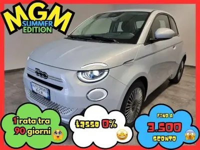 Nuova Fiat 500 Icon 65 CV (47 kW) 2026 Blu Berlina