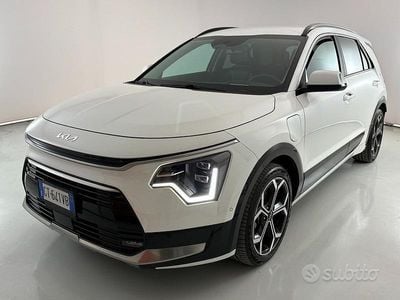 Usata Kia Niro Premium 105 CV (77 kW) 2024 Bianco SUV