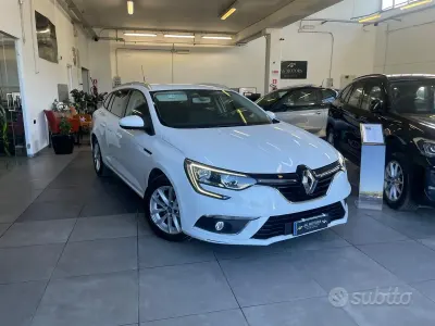Usata Renault Mégane GrandTour Intens 110 CV (80 kW) 2018 Bianco Station wagon