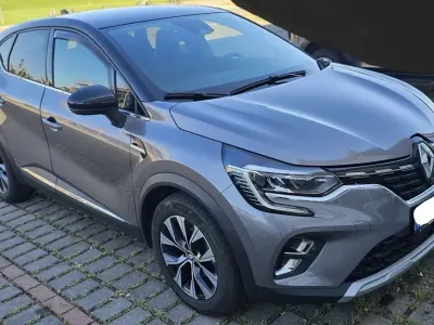 Usata Renault Captur Equilibre 101 CV (74 kW) 2023 Grigio SUV