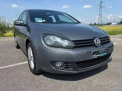 Käytetty VW Golf VI 122 HP (89 kW) 2011 Harmaa Viistoperä