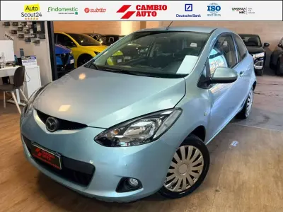 Usata Mazda 2 75 CV (55 kW) 2009 Blu/azzurro Utilitaria