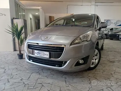 Usata Peugeot 5008
